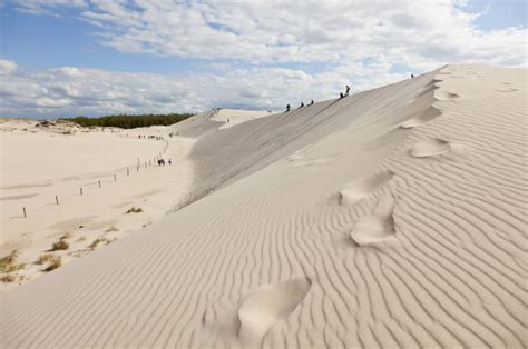 Die ostsee gehört seit gut zwei jahrhunderten zu den beliebtesten ausflugszielen. Ostseeküste Polen: Die 7 schönsten Orte, Seebäder, Strände ...