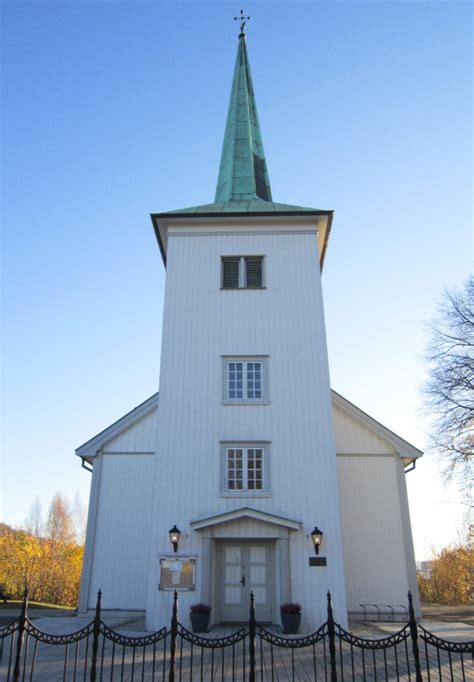 Strømsgodset har som mål å gjøre drammen til en litt bedre by å bo i. Strømsgodset kirke - Norske kirker