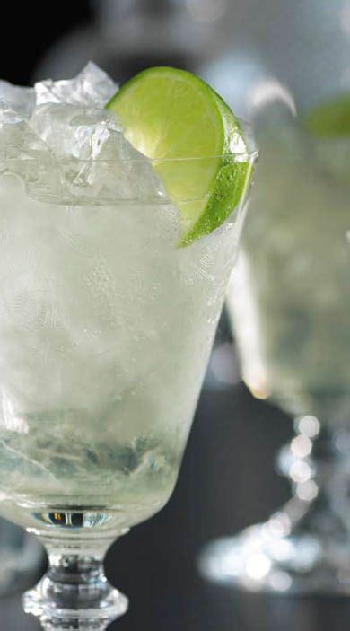 Drinkers have enjoyed them for decades, and many also inspired other cocktails. Mismo. INGREDIENTS: 1 part BACARDÍ Superior rum , 2 parts soda water / club soda , 2 lime wedges ...