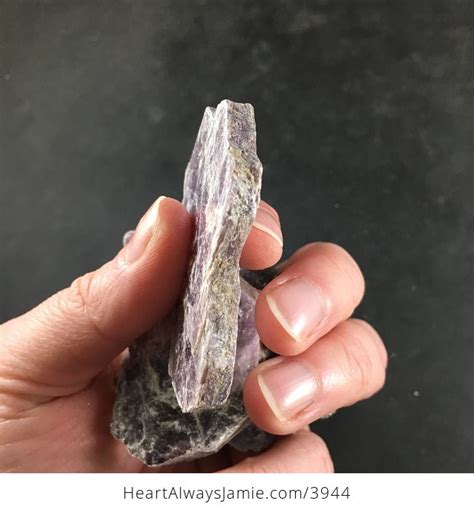 This product is commonly combined with titanium dioxide or zink oxides to be used in mineral makeup or cosmetics. Natural Raw Layered Lepidolite Mica Pieces Beautiful ...