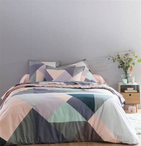 Le linge de maison, ce n'est pas ce qui manque sur la boutique en ligne ! Françoise Saget Couette : Catalogue Francoise Saget 2017 A ...