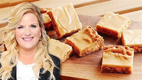 Come on it`s a cookie! Trisha Yearwood Cookies And Cream Fudge - Colleen's ...