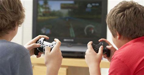 Los juegos para ganar dinero jugando videojuegos y los juegos de. Aislamiento, sedentarias y descuido a las actividades escolares, provocan los videojuegos ...