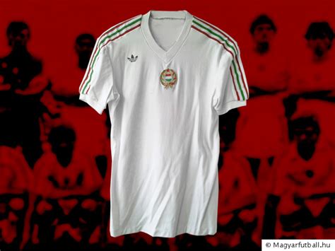 143,962 likes · 8,933 talking about this. '70-es évek Magyar Válogatott meze - Mezek 3 ...
