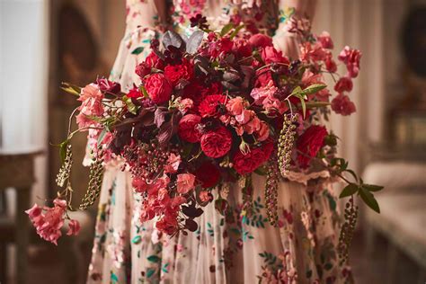 Red bouquet with pink accents. 22 Romantic Red Wedding Bouquets