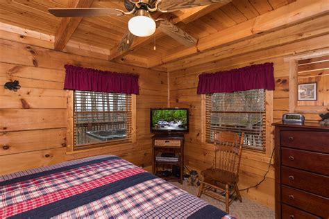 With that her brown, shiny, wavy hair is just adding. Main floor bedroom with the hot tub and mountains right ...