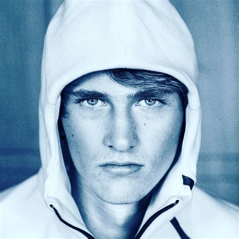 Alexander sascha zverev (german pronunciation: Alexander Zverev, biografia