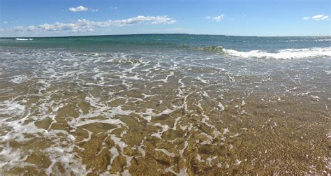 We rented a small yellow cottage in an area we called the yellow cabins. Salisbury Beach - Salisbury, MA | Salisbury beach, Beach ...