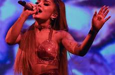 grande ariana tour sweetener sexy london performing her arena o2 short skirt fappening performance thefappening pro tv gotceleb