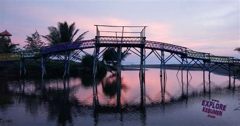 Pantai tak hanya menawarkan air laut semata, di tempat ini anda bisa menikmati air tawar yang berasal dari aliran sungai di sekitarnya. Pantai Laguna Puring / 8 Wisata Pantai Di Kebumen Yang ...