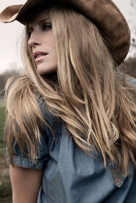 Style her stunning long hair with these 2021 best hairstyles for girls kids: Pin by Aubrey Glover on senior picture ideas | Country girls, Blonde beauty, Hair