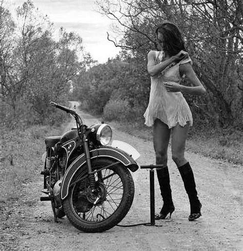 Download any of these amazing motorcycle pictures and images for free! We Dream Of Vintage: Motorcycles & Babes