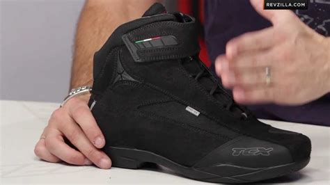 The tcx jupiter 2 xcr boots have an attractive, hybrid look. TCX Jupiter EVO GORE-TEX Boots Review at RevZilla.com ...