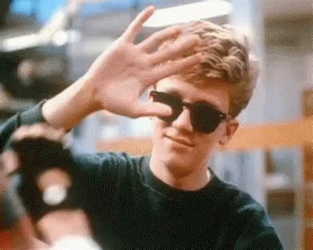 How do we know they're the hottest? High Five, Bro GIF - TheBreakfastClub AnthonyMichaelHall ...