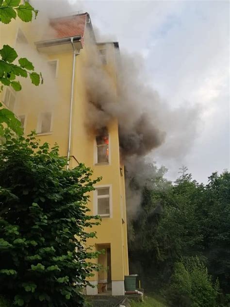 Die wohnung sollte einen balkon. Freiwillige Feuerwehr Pirna | Wohnung brennt in ...