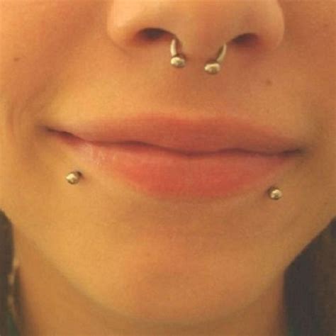 You might experience some amount of pain as two piercings are done at once. 7 Popular Snake Bite Piercing Jewelry That Needs Your ...