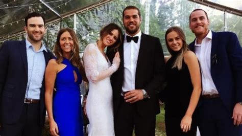 Australia's golden couple, model jesinta franklin and her husband, afl player lance 'buddy' franklin, have given birth to their first child, a daughter named tallulah. Buddy Franklin Jesinta Campbell wedding pictures