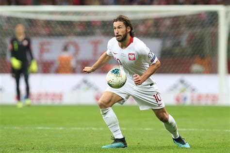 Grzegorz krychowiak, pomocnik reprezentacji polski i hiszpańskiej sevilli, zaprosił do swojego domu dziennikarza przeglądu. Grzegorz Krychowiak SZCZERZE o powiększeniu rodziny ...