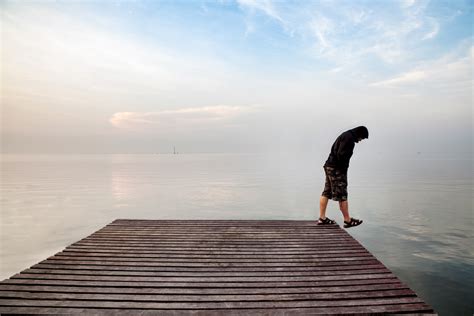 Gambar terkait dengan gambar lucu gantung diri. Gambar Animasi Orang Gantung Diri