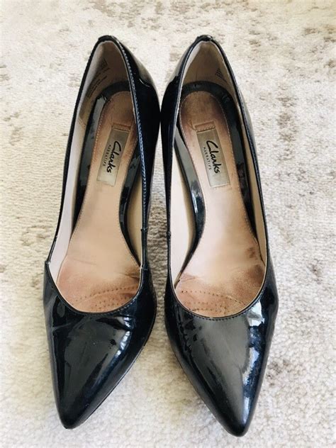 It's important to consider what to wear on your assessment shoes must be stilettos, not very high, just a pair of comfortable ones that are classy, which you can easily stand and walk in. Used Flight Attendant Cabin Crew shoes #fashion #clothing ...