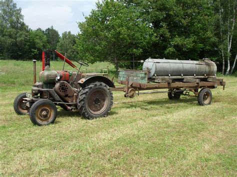 Jauchen sind ein idealer dünger während der wachstumsphase. www.oldtimer-schmiede.de