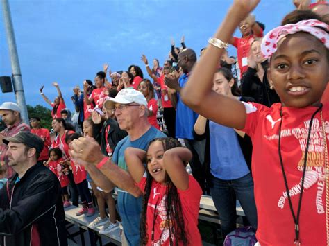 Andre de grasse (born november 11, 1994) is a canadian sprinter. Andre De Grasse takes over the track in Ottawa with ...