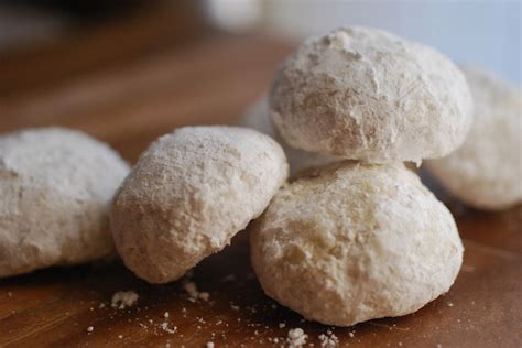 The puerto rican way of celebrating this religious time of year is an experience like no other. Traditional Puerto Rican Christmas Cookies / Butterscotch ...