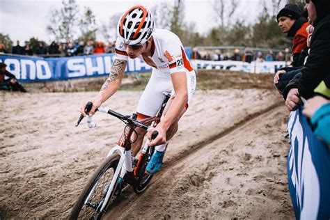 Mathieu van der poel isn't just the most talented cyclist on the planet, he's three of them. Mathieu Van Der Poel Tattoo / Memphis Depay Wikipedia ...