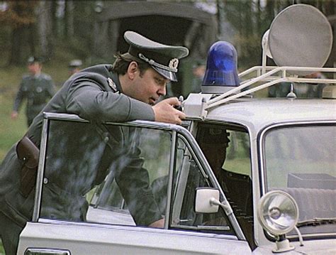 Polizeiruf 110 ist eine deutschsprachige kriminalfilmreihe, die seit 1971 im deutschen fernsehfunk (dff; Polizeiruf 110: Im Alter von… - Filmkritik - Film - TV ...