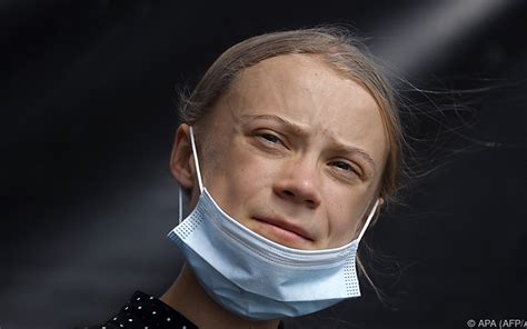 Anfang februar leitete disha ravi dann das toolkit zu den protesten an greta thunberg weiter. Greta Thunberg schwänzt Schule für Pressekonferenz in ...