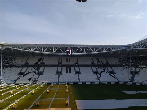 The juventus museum and juventus stadium are typically open daily except on tuesdays and on december 25 (though hours can vary seasonally and due to game schedules). Juventus múzeum és stadiontúra: torinói kötelező - Olaszmamma