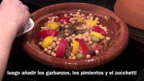 Entre sus recetas más tradicionales es infaltable el cuscus. Tajine de cordero - Receta marroqui - La Cocina del ...