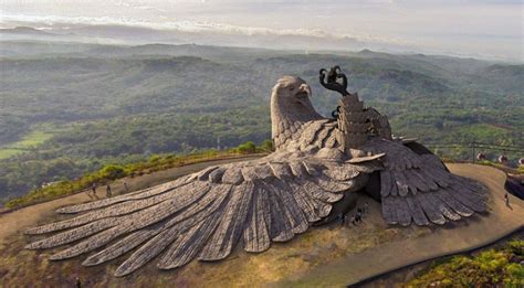 Apakah burung garuda adalah burung elang burungnya com. Patung Burung Terbesar di Dunia Baru Selesai Dibangun di ...