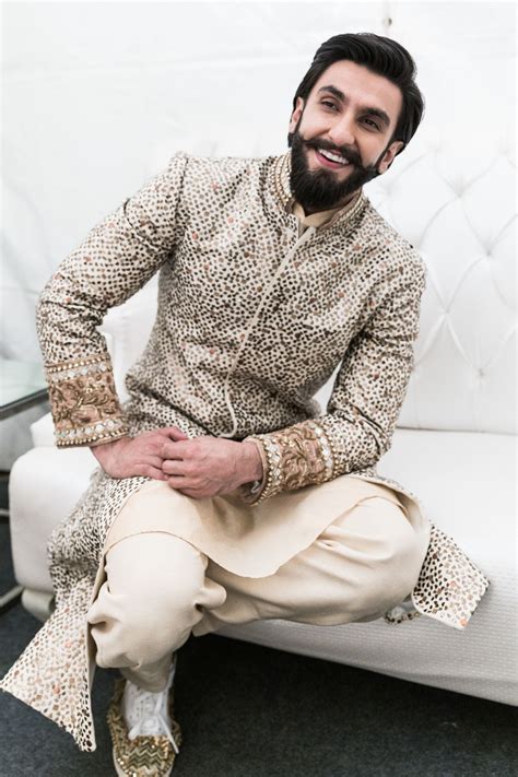 We are swooning over ranveer singh's ott style during the promotions rounds of bajirao mastani. Pin on Ranveer Singh