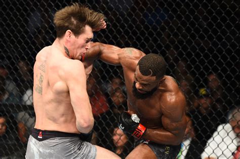 Tyron woodley is still committed to fighting this weekend, but says colby covington is too scared to step in as edwards' replacement. UFC 9.8 ダラス：タイロン・ウッドリー、ダレン・ティル退けウェルター級王座4度目の防衛 | BOUTREVIEW