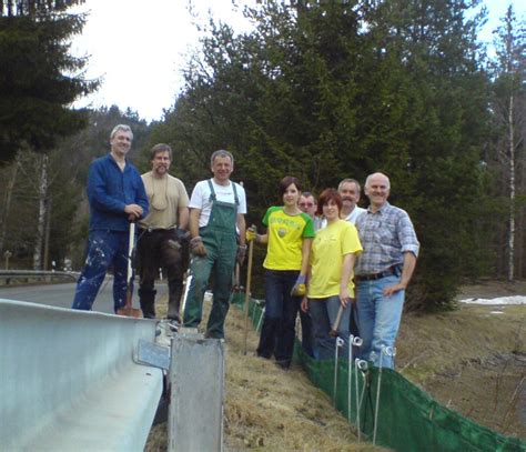 Der naturbadeweiher ist etwa 9. Krötenschutzzaun 2010