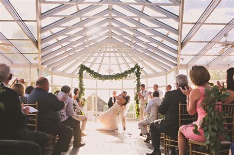 City beach wedding & events venue is an oceanfront wedding venue situated on wollongong's breathtaking city beach. Selecting a Wedding Venue (With images) | Wedding venues ...