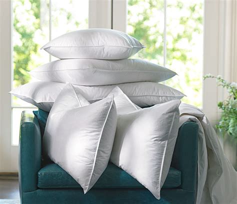 We researched the best places to buy pillows for your bedroom and but most people also use shams and decorative throw pillows to spruce up their decor. How to Buy the Best Hotel Pillow in 2020 - Best Pillows ...