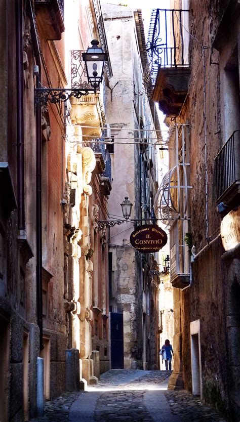 The toun is a famous bathin place, situatit on a reef, in the guwf o st. Tropea, Calabria, Italy | Calabria italy, Italy vacation ...