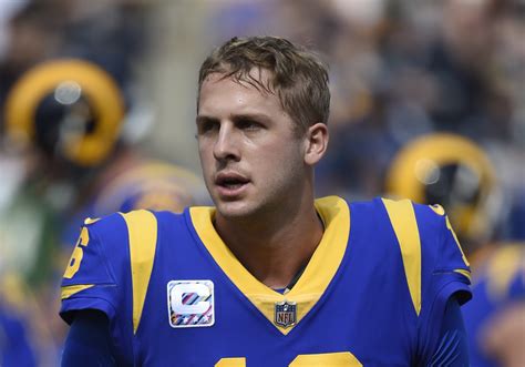 Well, swap out the sweater for a bengals jersey and mission accomplished. Jared Goff Girlfriend : Jared Goff S Mom And Sister Not Jared Goff S Girlfriend Playerwives Com ...