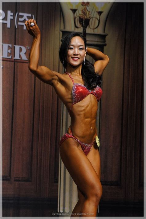 Many of gin lee's fan wants to know that how tall is gin lee? Lee Jin Won