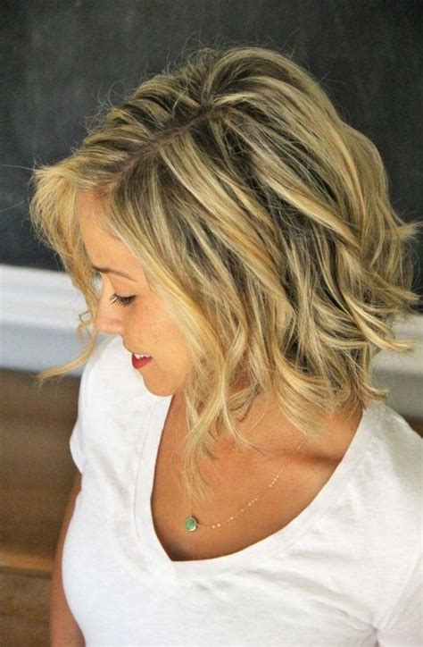 Or young girls can dye their hair grey. 10 Trendy Short Hairstyles for Women with Round Faces ...