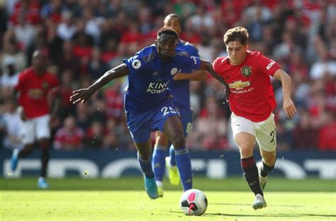 28 puana yükselen leicester city, 2. Manchester United can chase down Leicester City, says Roy Keane