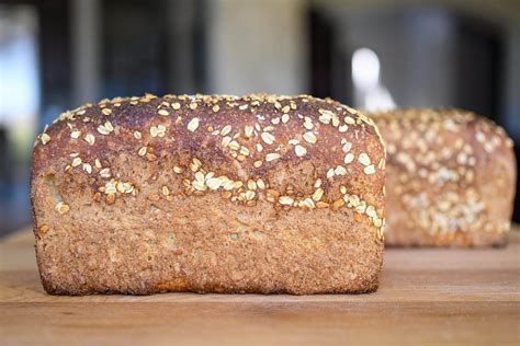 One doesn't come across barley bread very much, if at all! Barley Bread / Finally A Fair Barley Loaf The Fresh Loaf ...