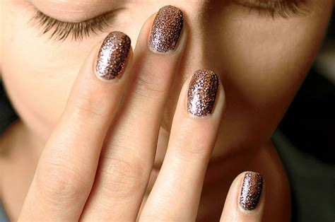 Nail art is all about adorning your nails by painting, enhancing or embellishing which can be done on fingernails and toenails. Manicure Tips: How to Keep Nail Polish From Chipping | Glamour