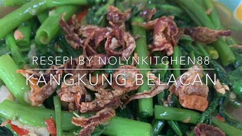 Add vegetable oil followed by garlic. resepi kangkung belacan - YouTube