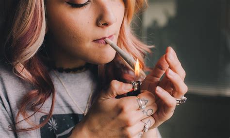 I don't think i'll ever choose just like how you smoke a cigar and get the nicotine with your throat other then using your lungs. 7 Reasons Why Weed Is Made for Women