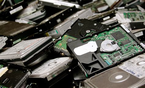 We perform a head swap and it's one thing to say you can recover data from a failed hard drive, it's another thing to actually demonstrate in this case, we are recovering data on a 3tb seagate hard drive that was dropped. Hard Drives Rated. (Or Ratted?) - ReTechNow