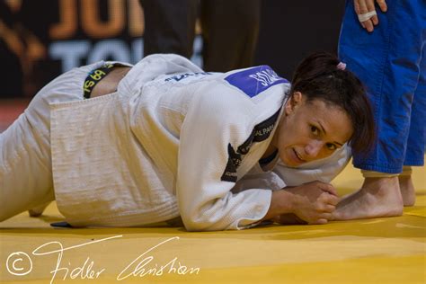 Joana ramos começou a praticar judo aos 13 anos no santa clara, um clube de coimbra onde esteve até à idade de juvenil, altura em que passou a representar o acm de coimbra. Joana Ramos, Judoka, JudoInside