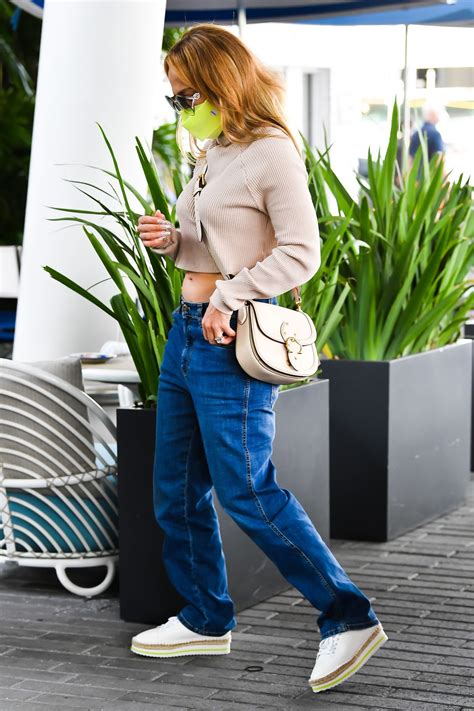 Copyright © 2021 penske business media, llc. JENNIFER LOPEZ Out for Lunch in Miami 01/31/2021 - HawtCelebs